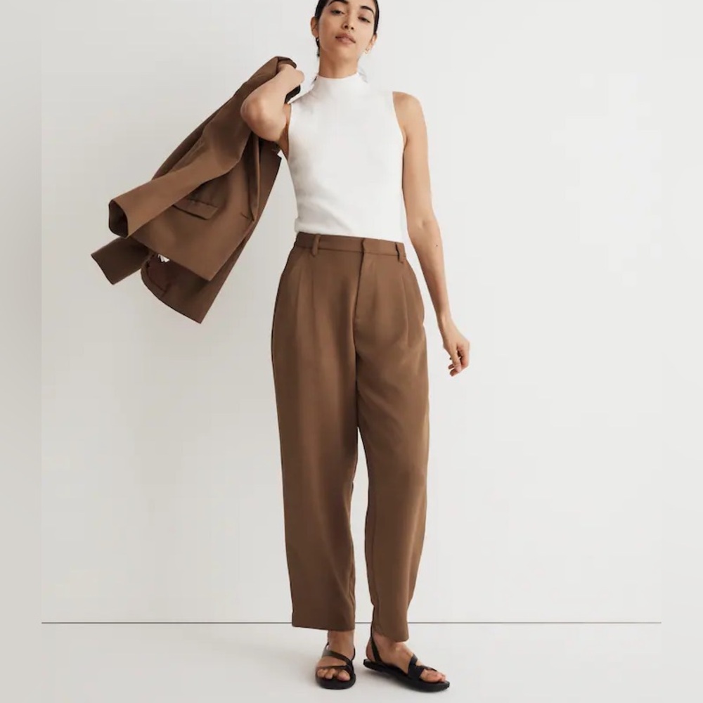 Madewell Pleated Tapered-Leg Pants